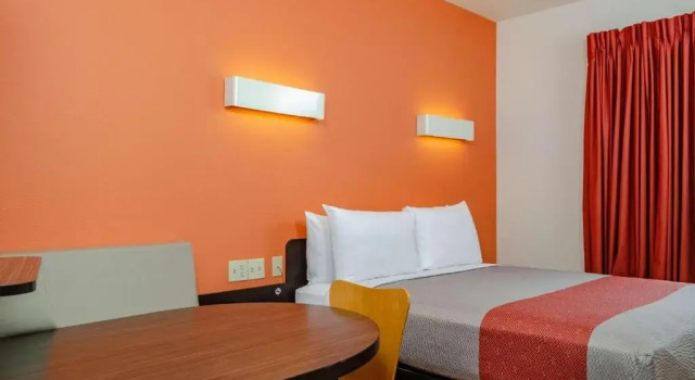 Номер Deluxe Motel 6-Livingston, CA - Merced County