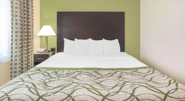 Двухместный номер Standard Baymont by Wyndham Holland