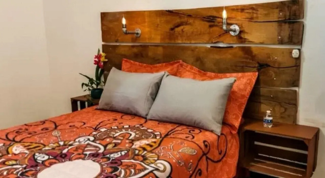 Dahlia House in Querétaro City, Забронировать Гостевой дом Отели Dolores с парковкой, Парковка