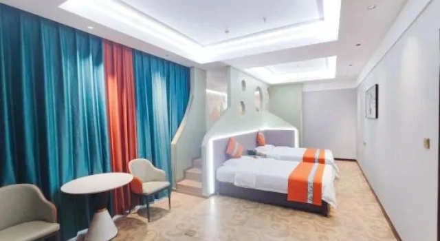 Двухместный семейный люкс Yiyang Hotel (Yiling Wanda Plaza, Yichang Three Gorges Enterprise Base)