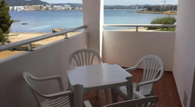 Апартаменты с 2 комнатами с видом на море Apartamentos Alba