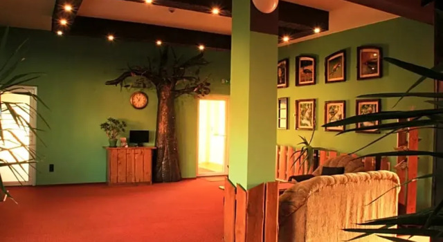 Hotel Kuźnia Oberża Polska, Забронировать Отель Лысомице 