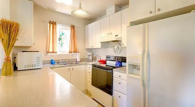 Rosemont Duplex (Ground Level)