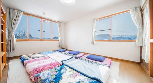 Guesthouse Chiyogaoka, Забронировать Дом для отпуска Асахикава Хоккайдо