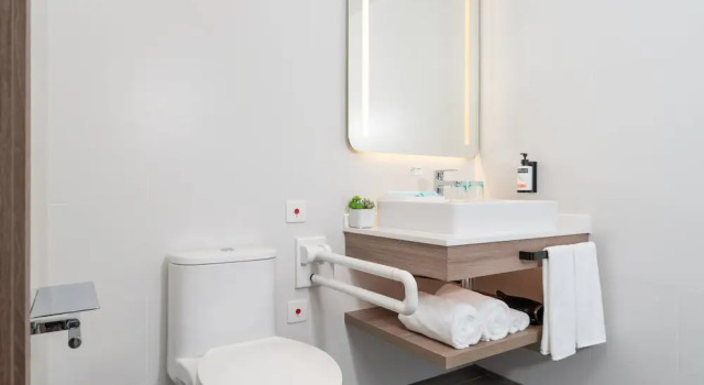Двухместный номер Standard Holiday Inn Express Guangzhou Panyu Dashi by IHG