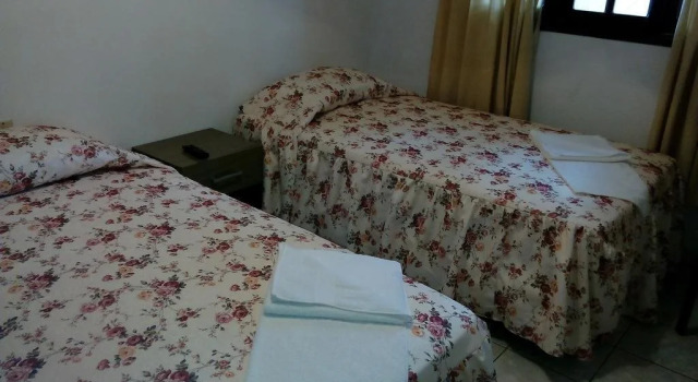 Hostal Restaurante Warique, Prenota Hotel Hotel a Santa Cruz Region con parcheggio, Parcheggio