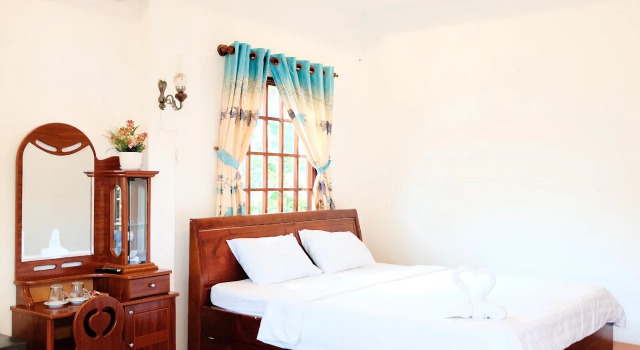 The Palm Tree Guesthouse, Забронировать Гостевой дом Гостевые дома Зыонгдонг, Гостевой дом