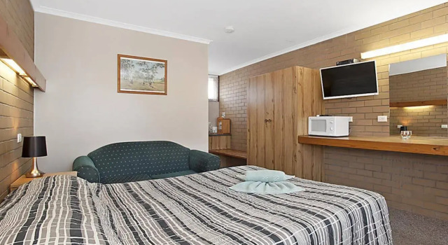 Motel Stawell, Book Motel Hotels in Grampians with Parking, Parking