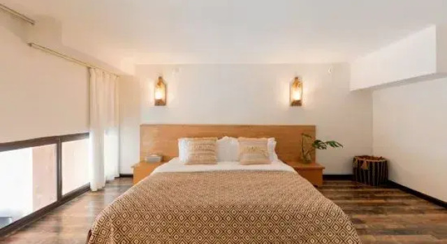 Кровать в общем номере Дуплекс с видом на внутренний двор Haizhaoshan • 270-Degree Cliff Seaview Holiday Villa (Dali Haidongfang)