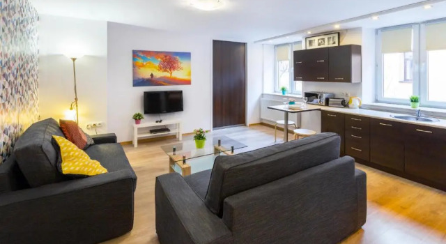 Wawel Cracow Old City Apartments - Friendhouse Apartments, Забронировать Апартаменты/квартира Апартаменты Кракова, рядом с Church of the Holy Apostles Peter and Paul, Апартаменты/квартира