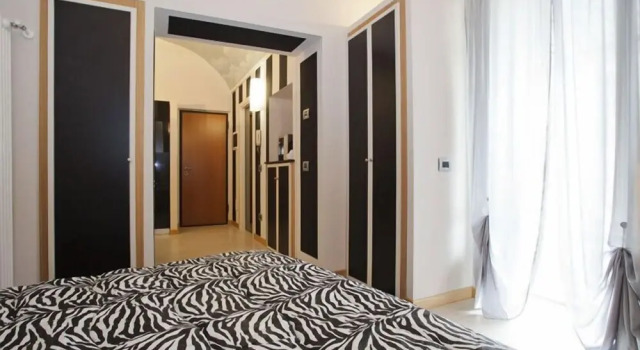 Люкс с балконом Loris Inn