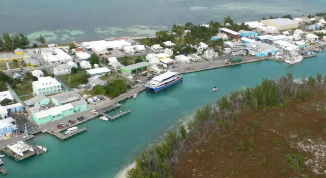 Island Waves, Rezervovat Hotel Russell Island Bahamy