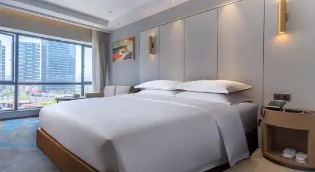 Номер Deluxe Ramada Encore by Wyndham Kunming West