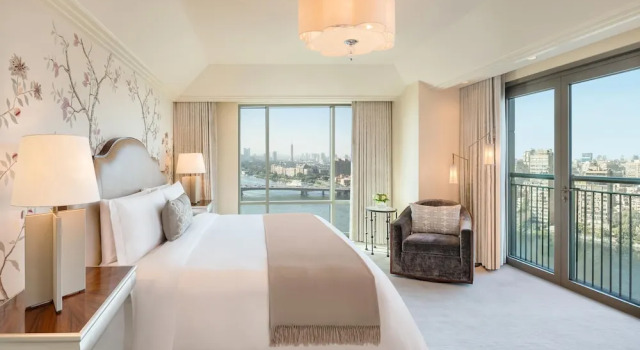 Люкс Royal с 2 комнатами с балконом The St. Regis Cairo