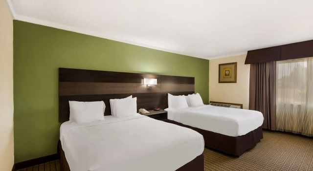 Четырёхместный номер Standard Best Western Prairie Inn & Conference Center