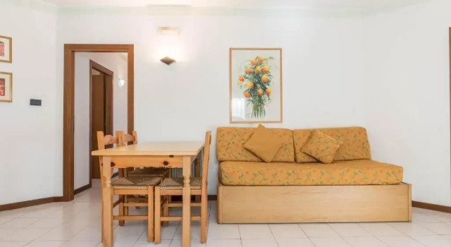 Residence Comano Girasole 1