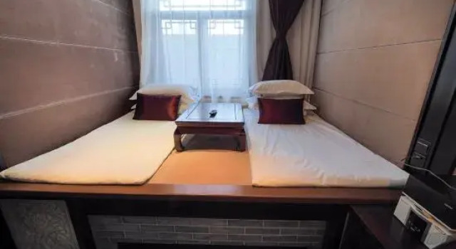 Suite Wenying Hotel