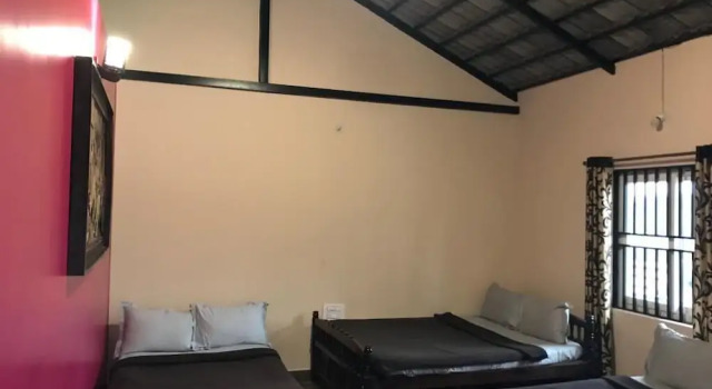 Annu Stay, Rezervovat Hotel Kushalnagar 