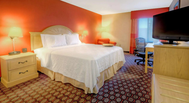 Номер Standard Hampton Inn Fremont