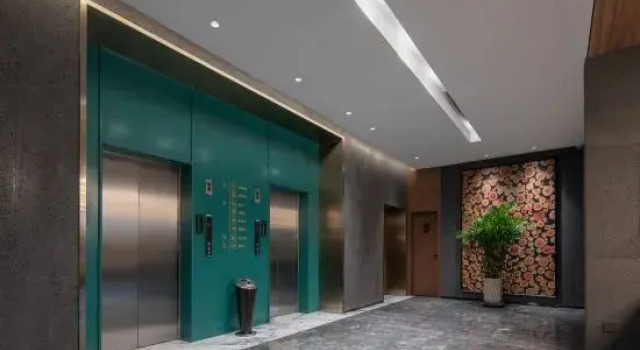 INZONE GARLAND SELECTION Hotel (Linyi Yishuitaishan Road Branch), Забронировать Отель Бизнес-отели Шаньдун, 4* 5*