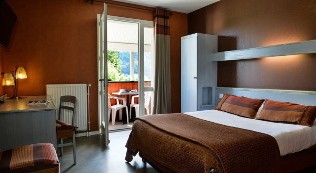 Одноместный номер Standard с балконом Logis Le Vieux Logis