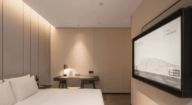 Люкс Superior Atour Hotel Qingdao North Station Zhenhua Road