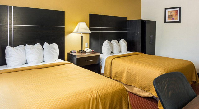 Quality Inn Chesapeake - Greenbrier, Брондау Қонақ үй Чесапик Виргиния
