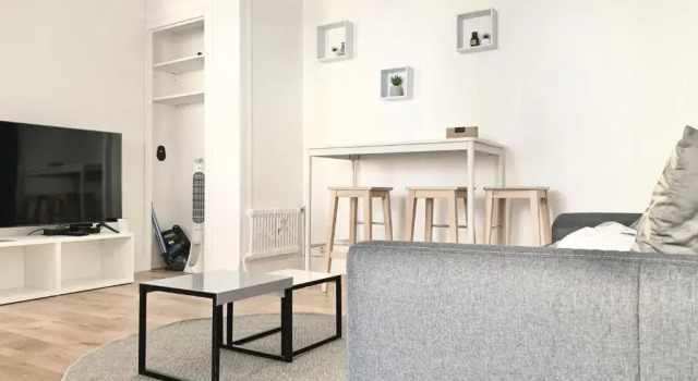 Bright 42m2 apartment fully renovated in 2021 #BT, Забронировать Апартаменты/квартира Гренобль Grenoble Area
