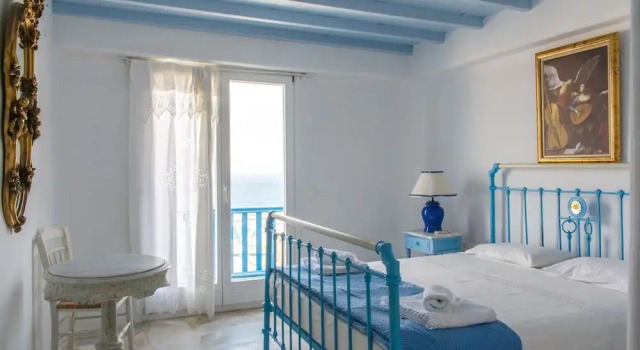 Вилла с 3 комнатами с видом на море Villa Adonis