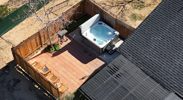 Коттедж J-tree Bungalow With Large Hot Tub Views Patio
