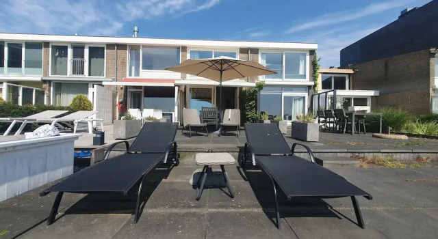 Коттедж Cosy Holiday Home on Lake Veere
