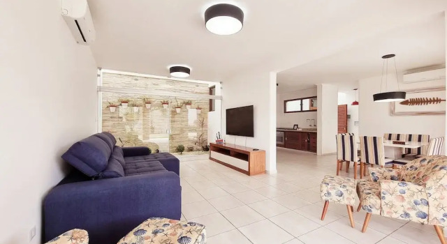 Casa com 6 Suites Praia dos Sonhos