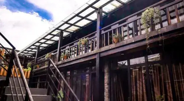 Gaohaiba Zhilian Inn, Buchen Sie Hotel Hotels in Yunnan mit Parkplatz, Parkplätze