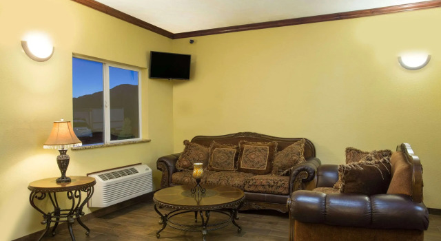 Days Inn by Wyndham Hurricane/Zion National Park Area, Забронировать Отель СПА-отели Харрикейн, SPA-услуги