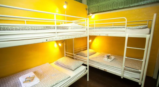 Laksameenarai Guesthouse - Hostel