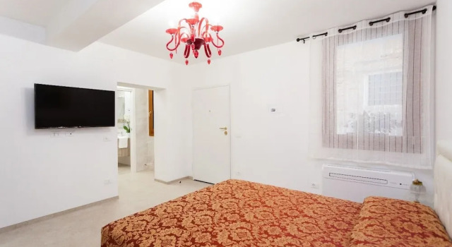 Апартаменты Prince Apartments