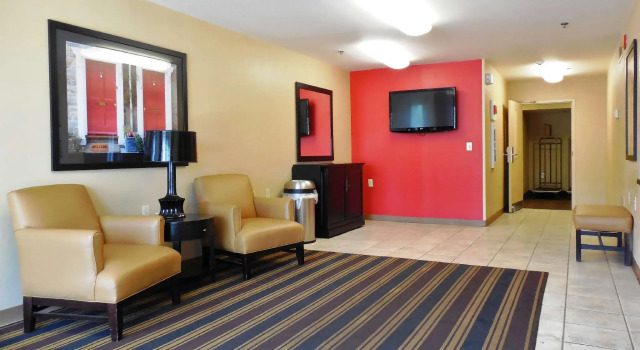 Extended Stay America - Newport News - I-64 - Jefferson Avenue, Varaa Hotelli Hotellit Minnesota pysäköinnillä, Pysäköinti