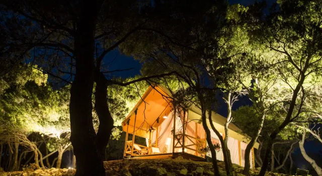 Четырёхместный номер Standard O-Tents by Obonjan Island Resort