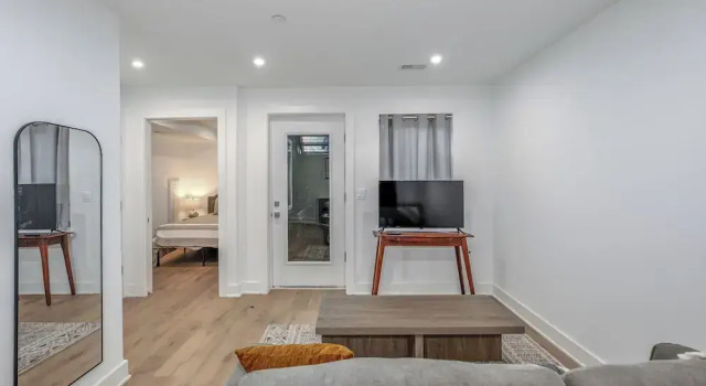 Capitol Hill Suites - Unit 3, Забронировать Апарт-отель Вашингтон Округ Колумбия