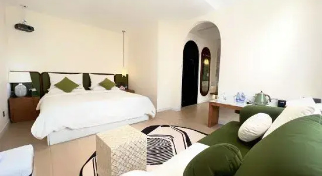 Люкс Beihai 8861 Flower Villa Design Hotel (Jintan Branch)