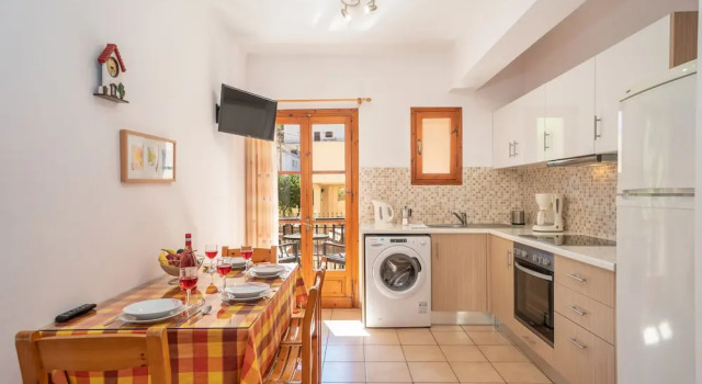 Апартаменты Alexatos Studios & Apartments