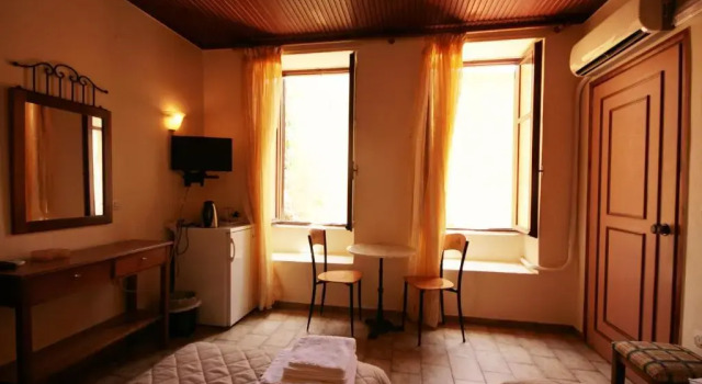 Двухместный номер Standard Helena Hotel
