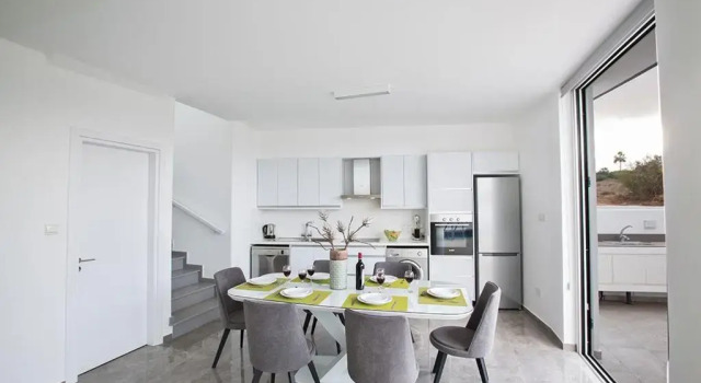 Villa Olive Gold Luxury and Brand New 2BDR Protaras Villa with Private Pool, Boek Villa Hotels in Protaras met parkeren, in de buurt van Sunrise Beach, Parkeren