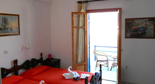 Villa Melina, Prenota Hotel Piso Livadi Paro