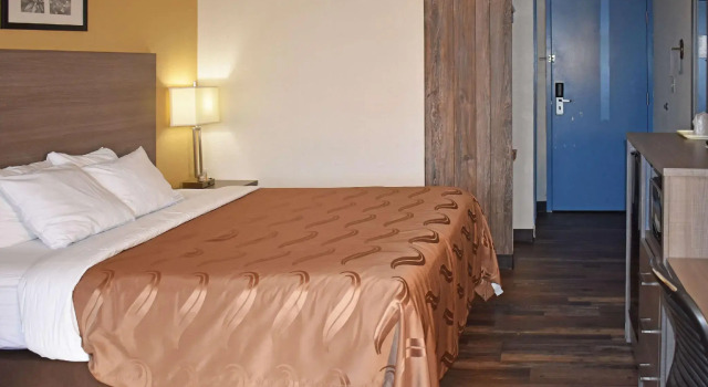 Двухместный номер Standard Quality Inn & Suites Kearneysville - Martinsburg