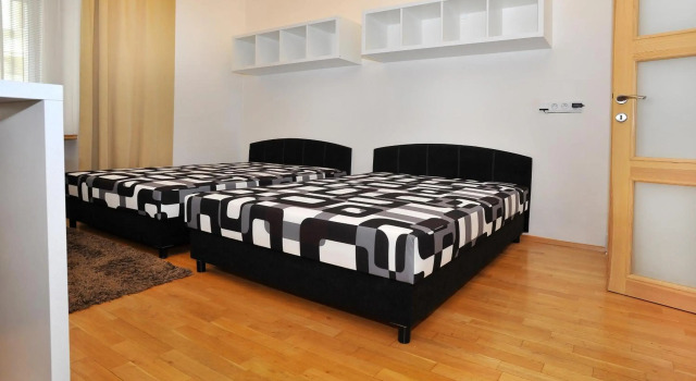 Apartment Elišky Krásnohorské, Забронировать Апартаменты/квартира Апартаменты Праги, рядом с Mozart Dinner Prague, Апартаменты/квартира