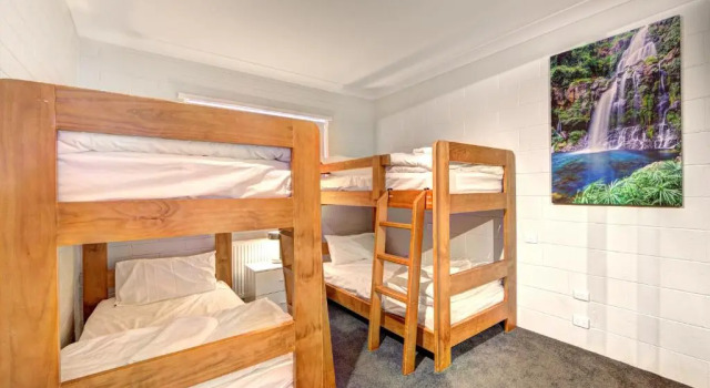 Snow Ski Apartments 36, Book Apartment Falls Creek 