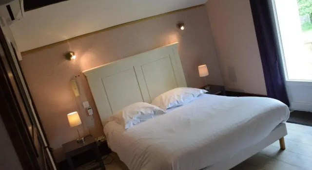 Номер Comfort Logis Domaine du Prieuré