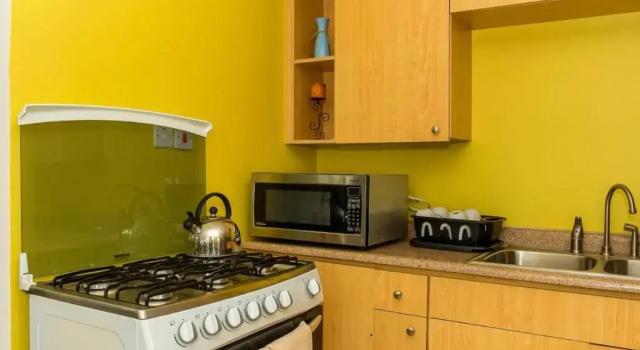 Luxvacay Suite, Prenota Hotel Hotel a Portmore con parcheggio, Parcheggio