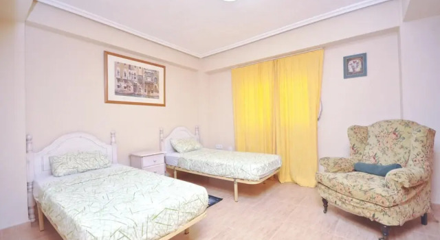 Apartment With 3 Bedrooms in Torrevieja, With Wonderful City View, Furnished Balcony and Wifi, Забронировать Апартаменты/квартира Отели Торревьеха с парковкой, рядом с Городской театр Торревьехи, Парковка